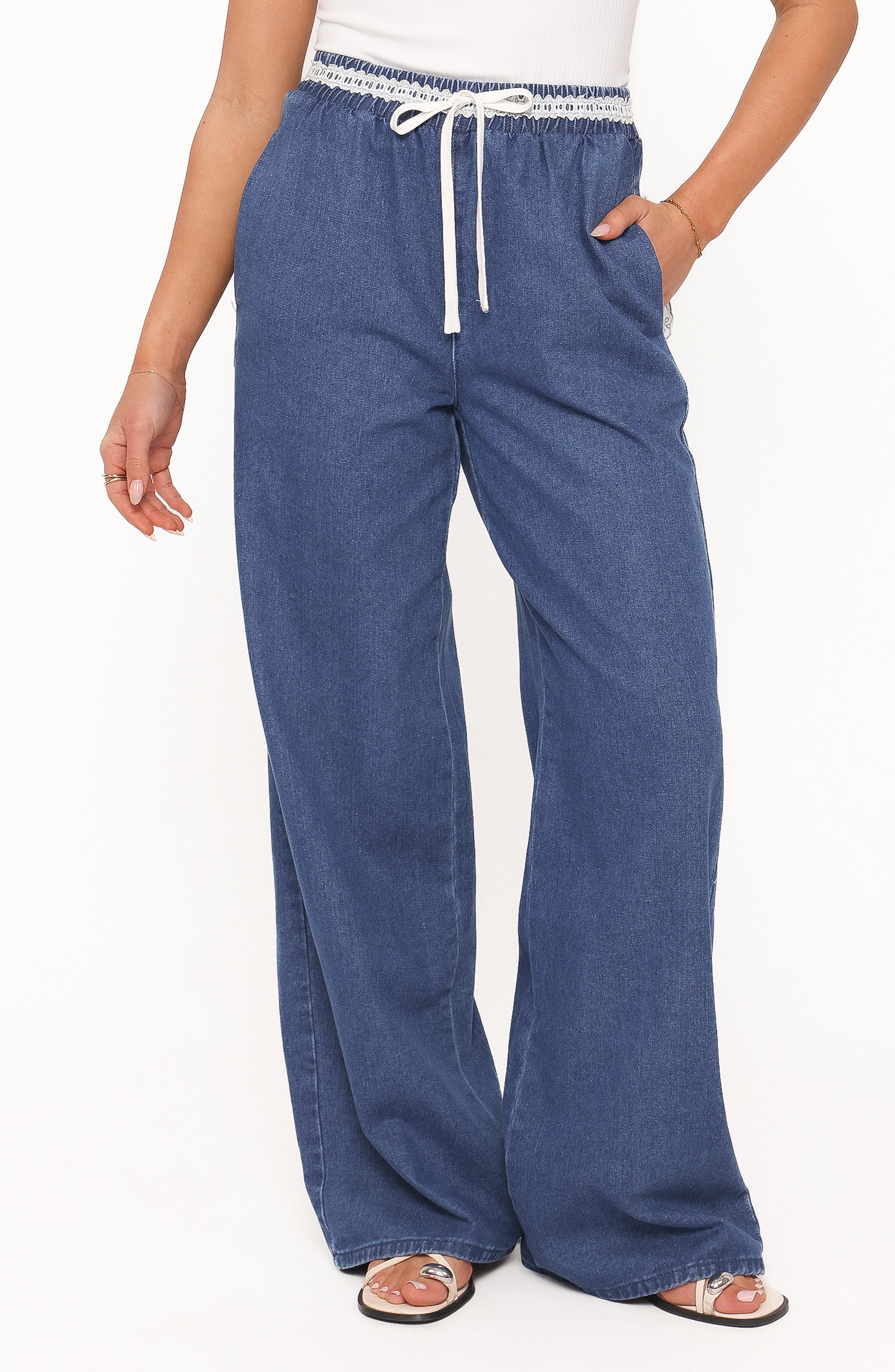 selected MEDIUM WASH