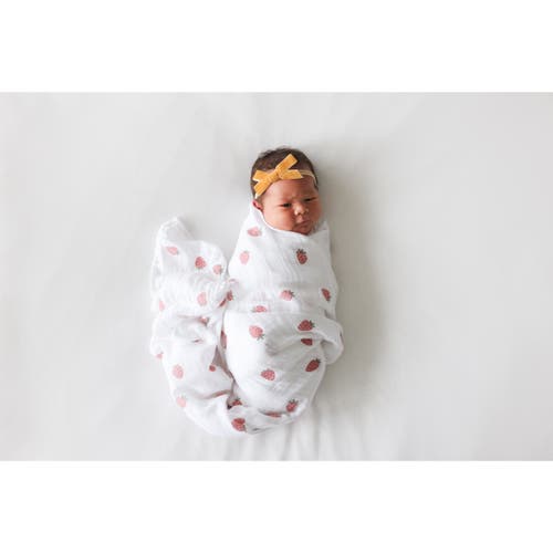 Lulujo Cotton Muslin Swaddles 2 Pack In Strawberries/ballet Slipper