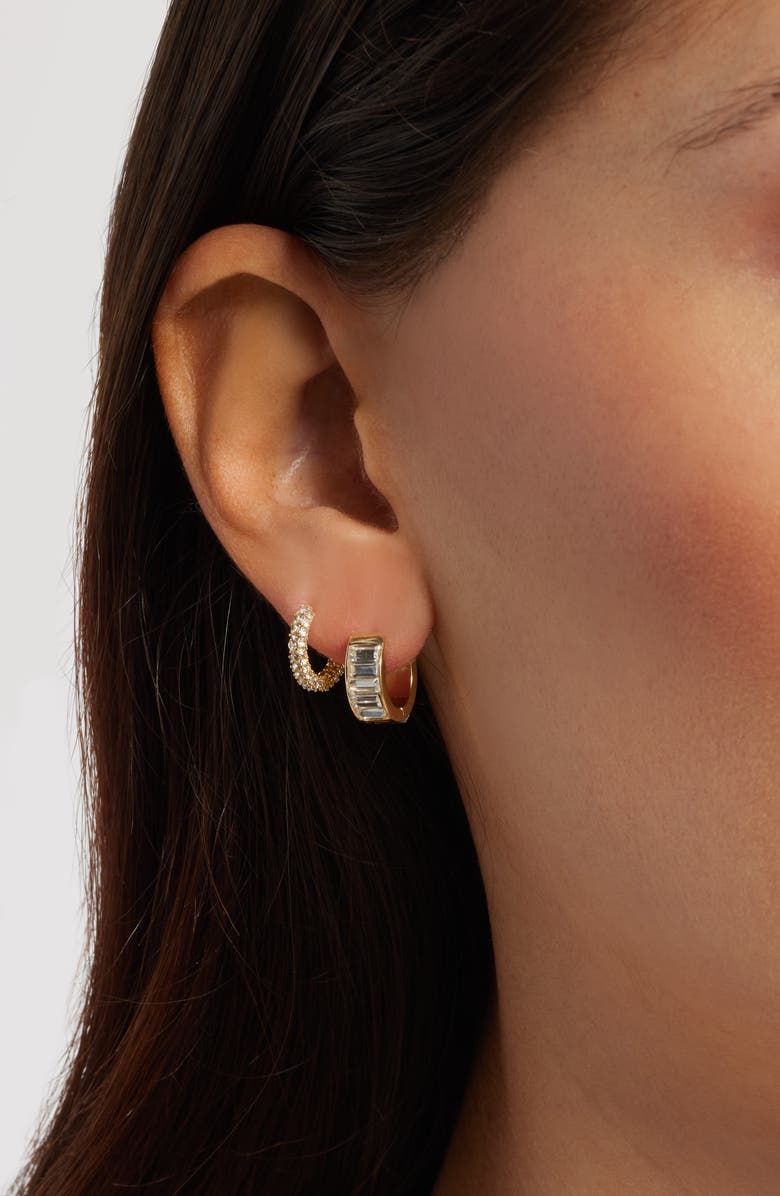 Chelsea28 Set of 3 Huggie Hoop Earrings, Alternate, color, Clear- Gold