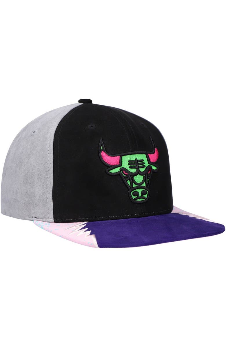 Mitchell & Ness Men's Mitchell & Ness Black/Pink Chicago Bulls Day 5 Snapback Hat, Alternate, color, Black