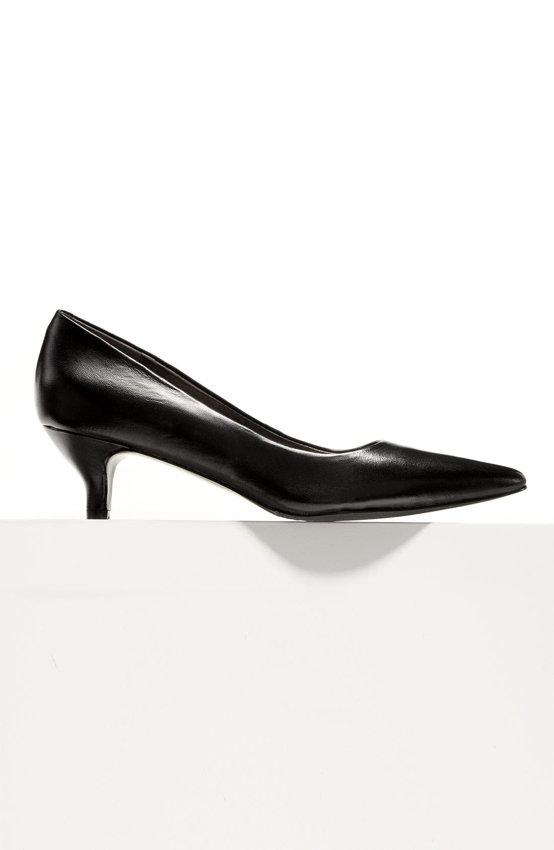 Trotters 'Paulina' Leather Pump, Main, color, 