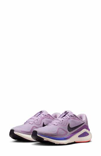 Structure 26 Running Shoe