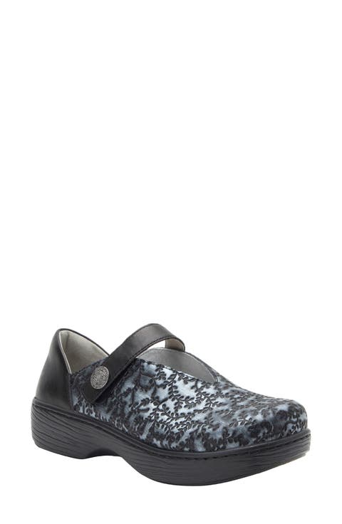 Opheliah Clog