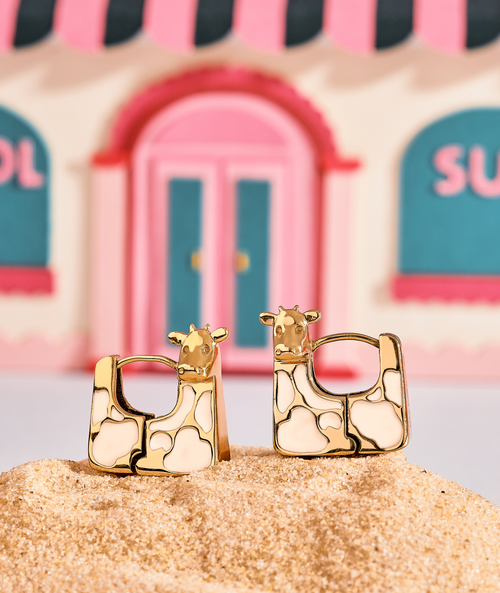 Hey Harper Moo Earrings In Gold