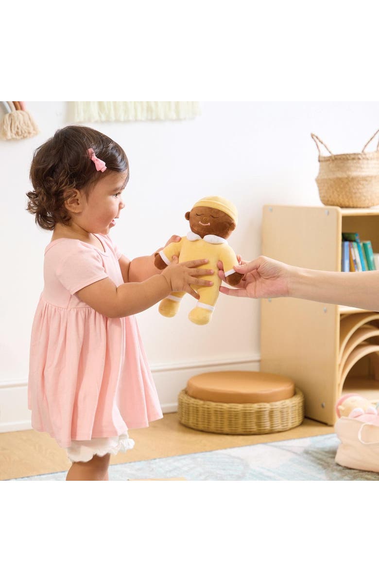 Kaplan Early Learning Company Cuddle Dolls - Set of 4, Alternate, color, Multicolored