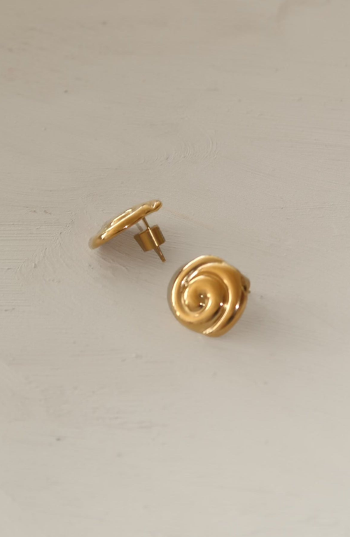 Joiana Jewelry Mini Billow Earrings In Gold