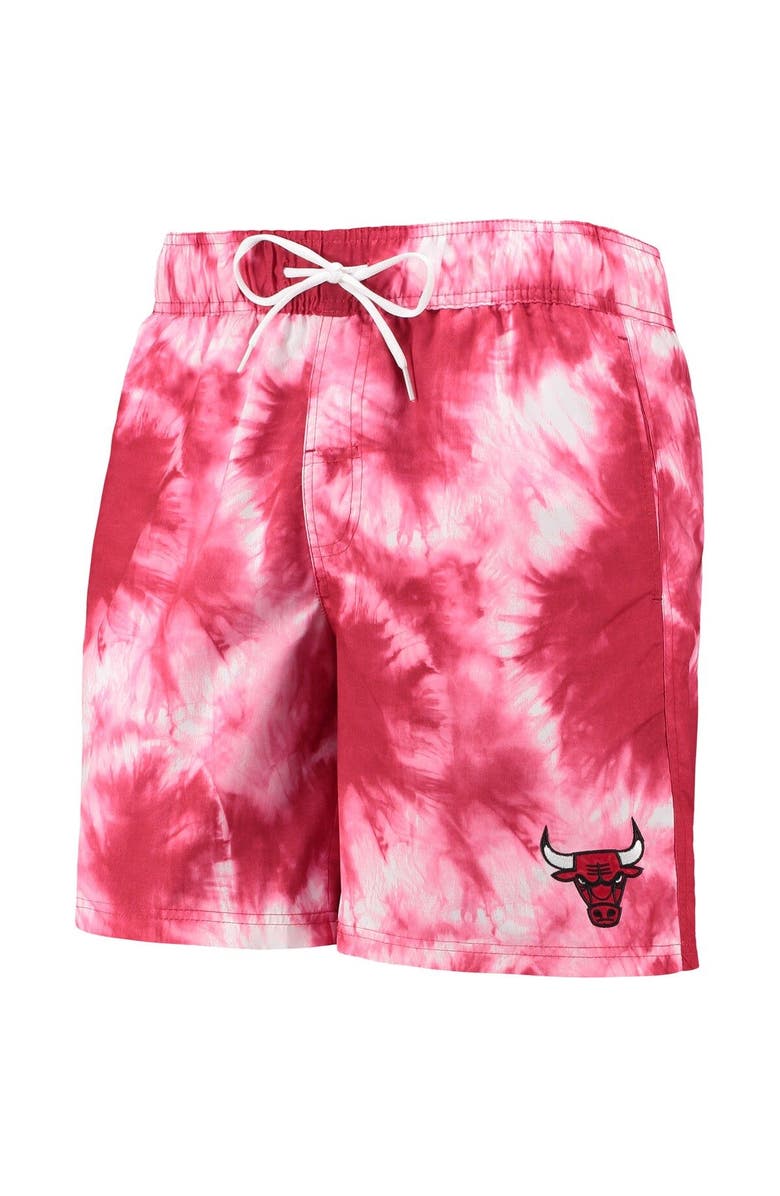 G-III SPORTS BY CARL BANKS Men's G-III Sports by Carl Banks Red Chicago Bulls Splash Volley Swim Shorts, Alternate, color, Red