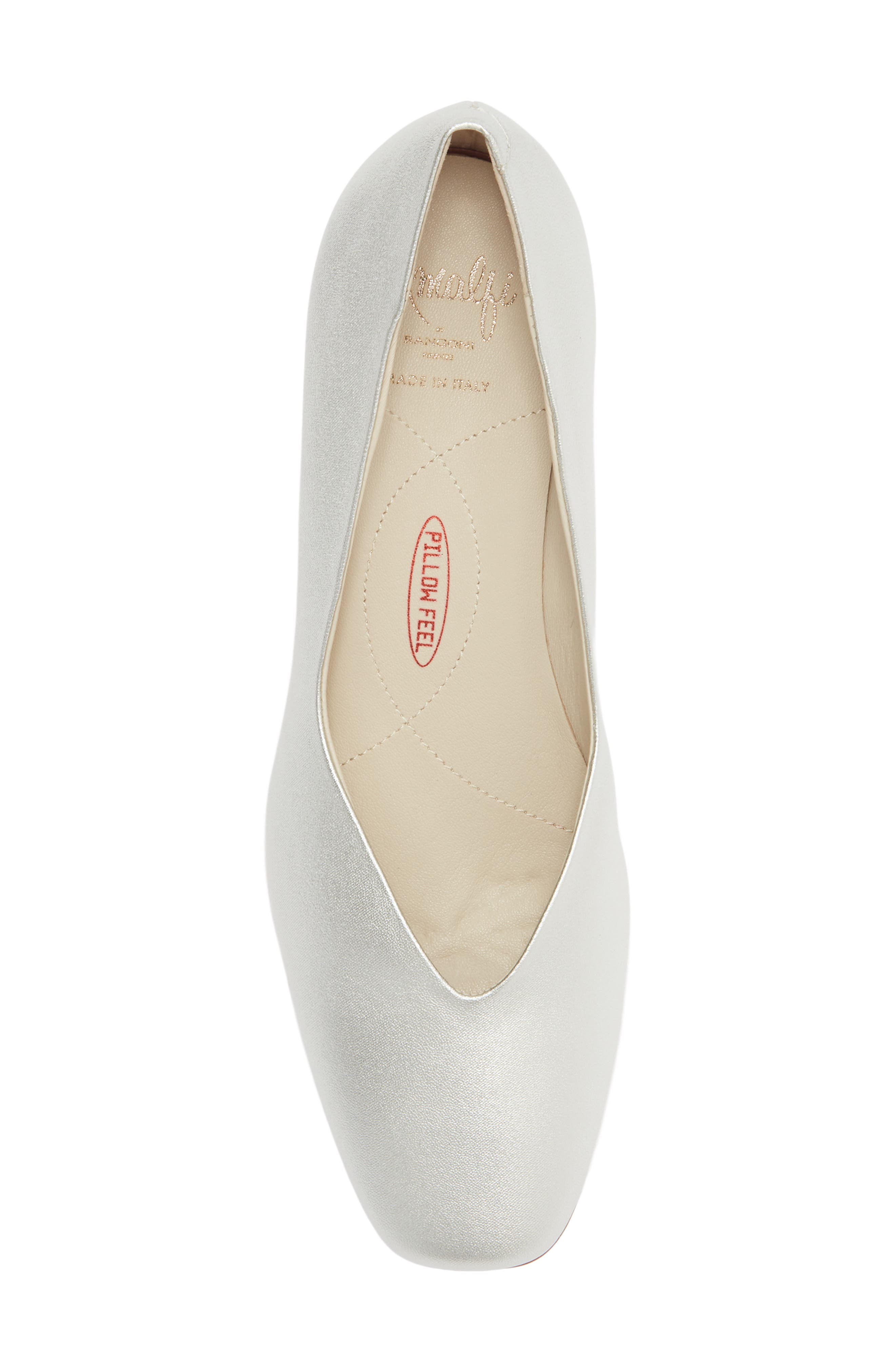 Amalfi by Rangoni Scilla Pump, Alternate, color, Champagne