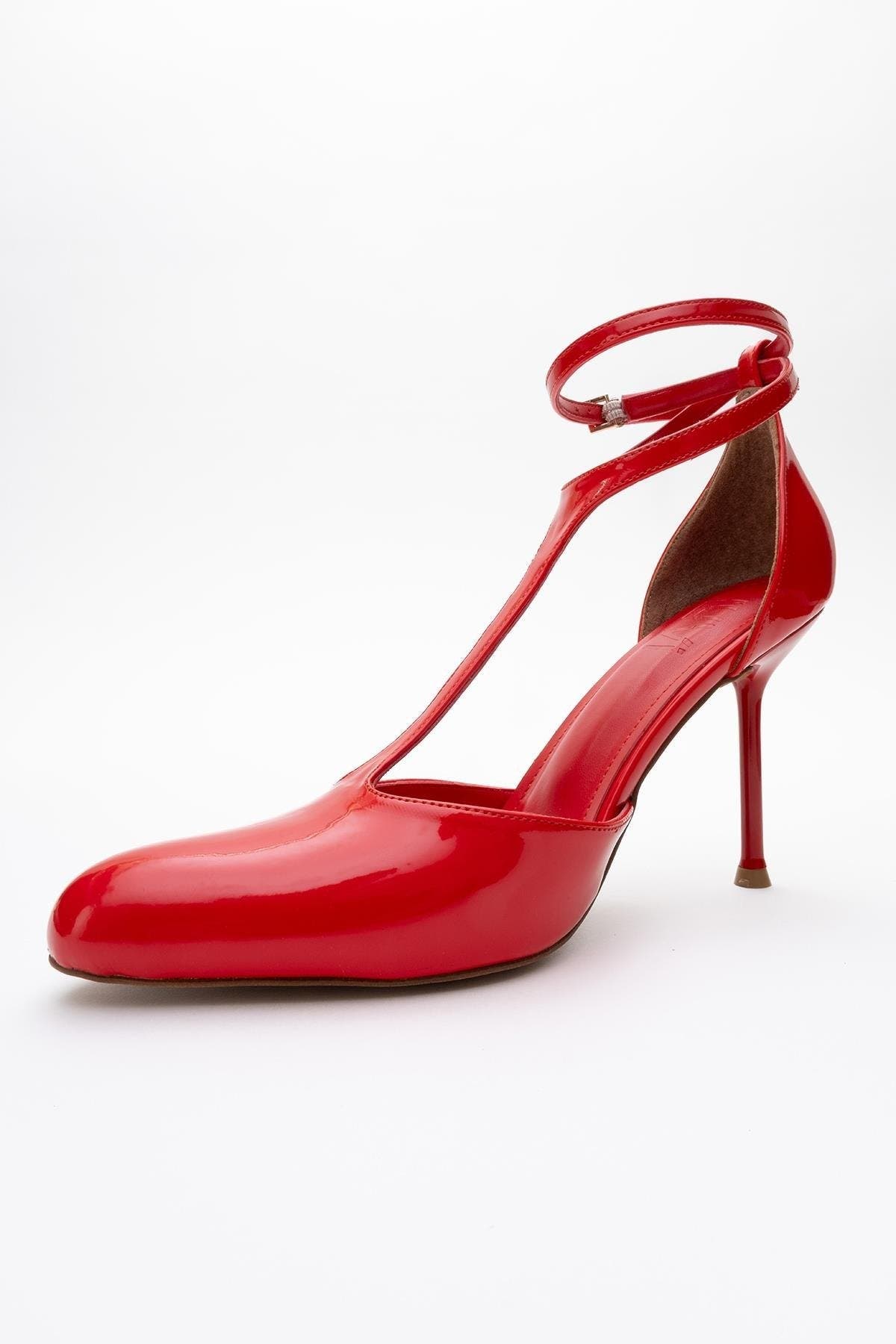 Jon T Strap Pump, Alternate, color, Red Patent