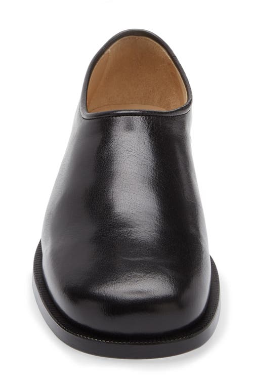 Lemaire Anatomic Slip-on In Black Bk999