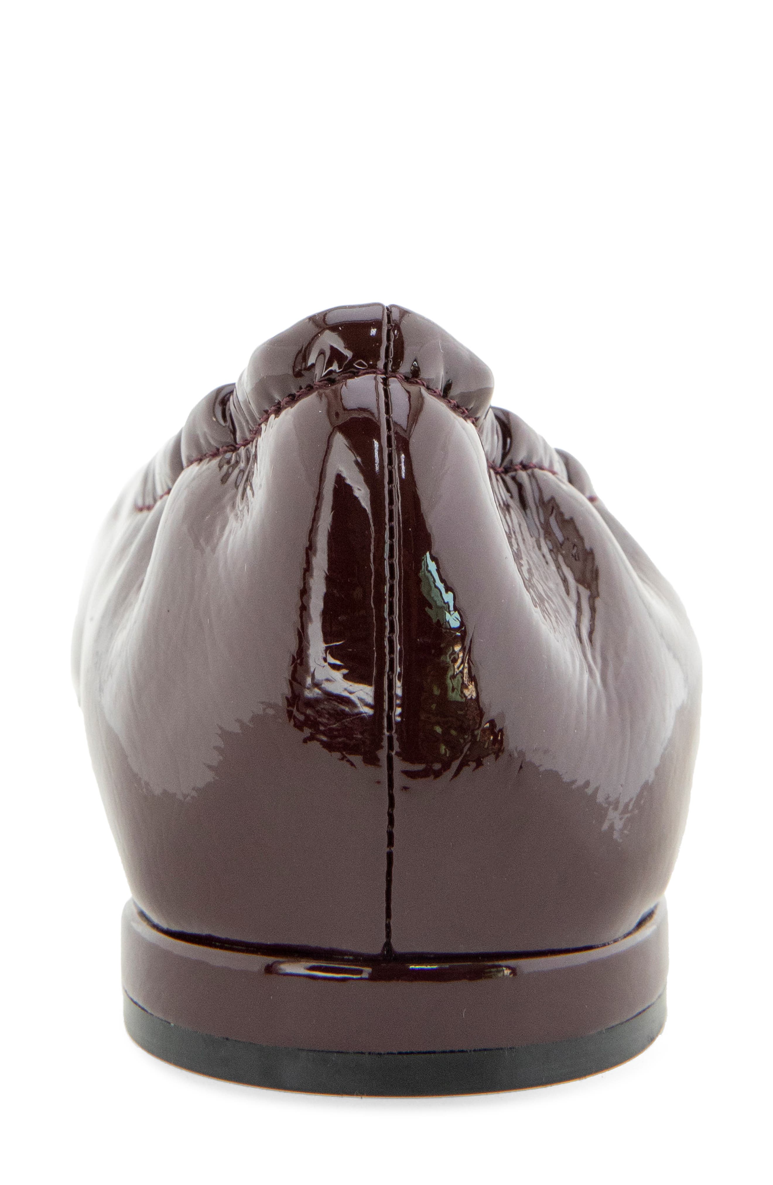 Antonia Flat, Alternate, color, MERLOT