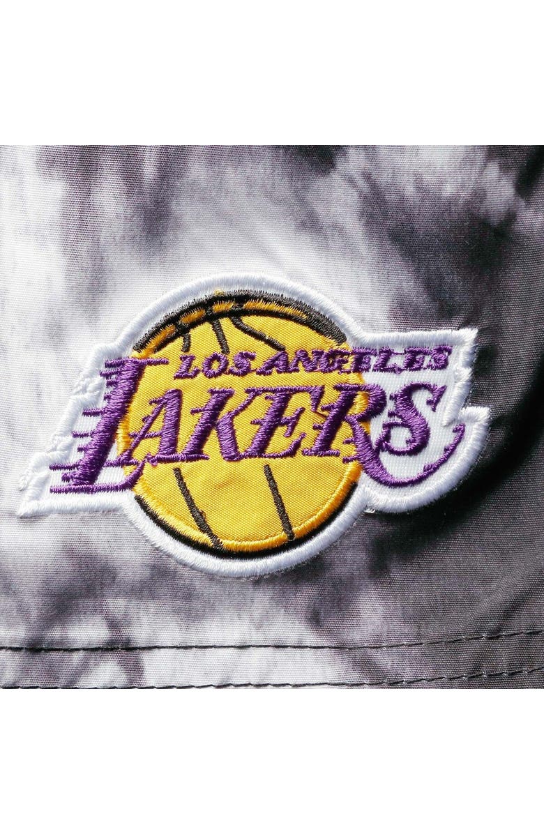 G-III SPORTS BY CARL BANKS Men's G-III Sports by Carl Banks Black Los Angeles Lakers Splash Volley Swim Shorts, Alternate, color, 