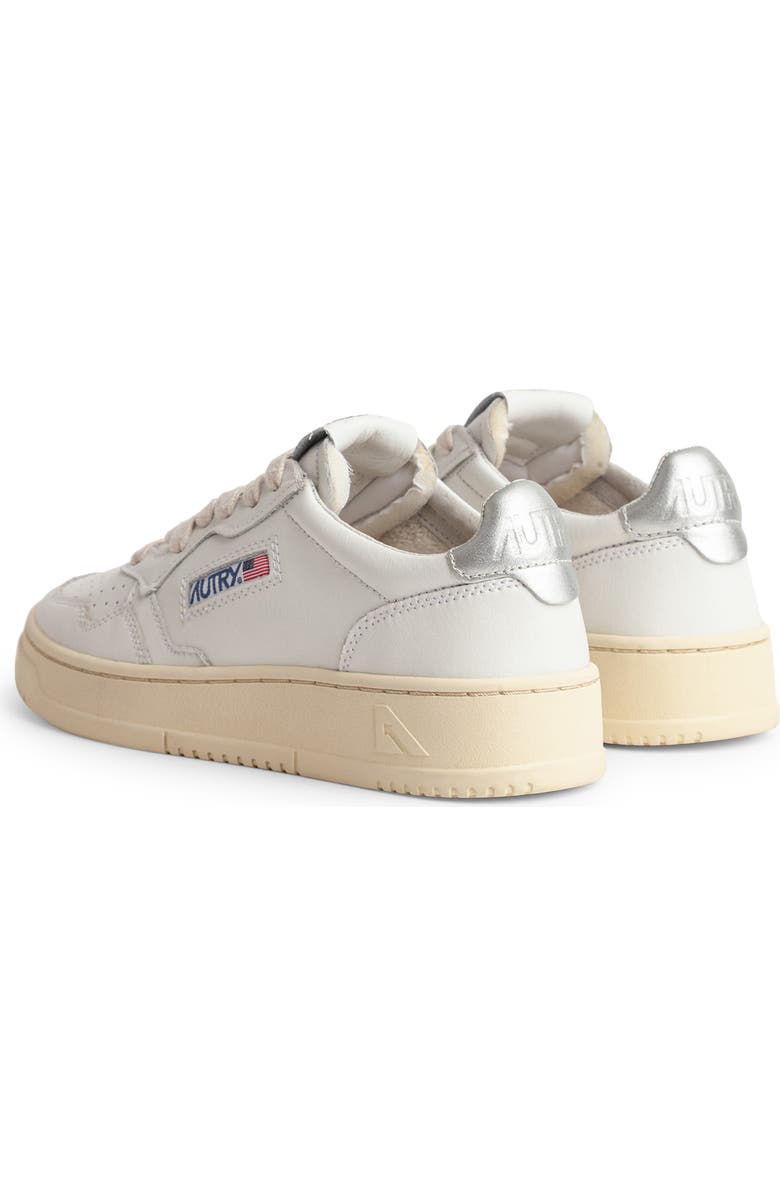 AUTRY Medalist Low Sneaker, Alternate, color, Wht/Sil