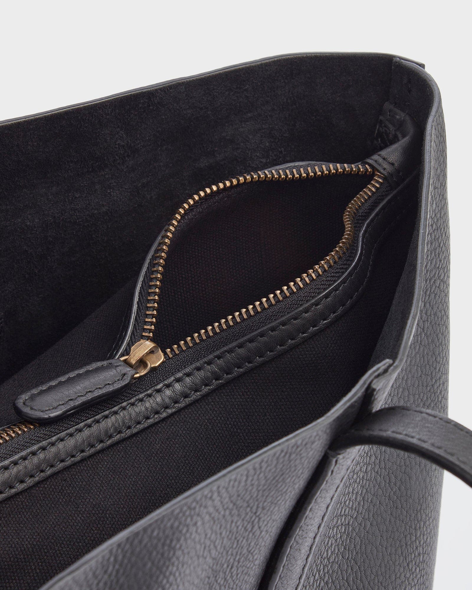 Osprey London The Vintage Santa Fe Leather Tote Bag, Alternate, color, Black