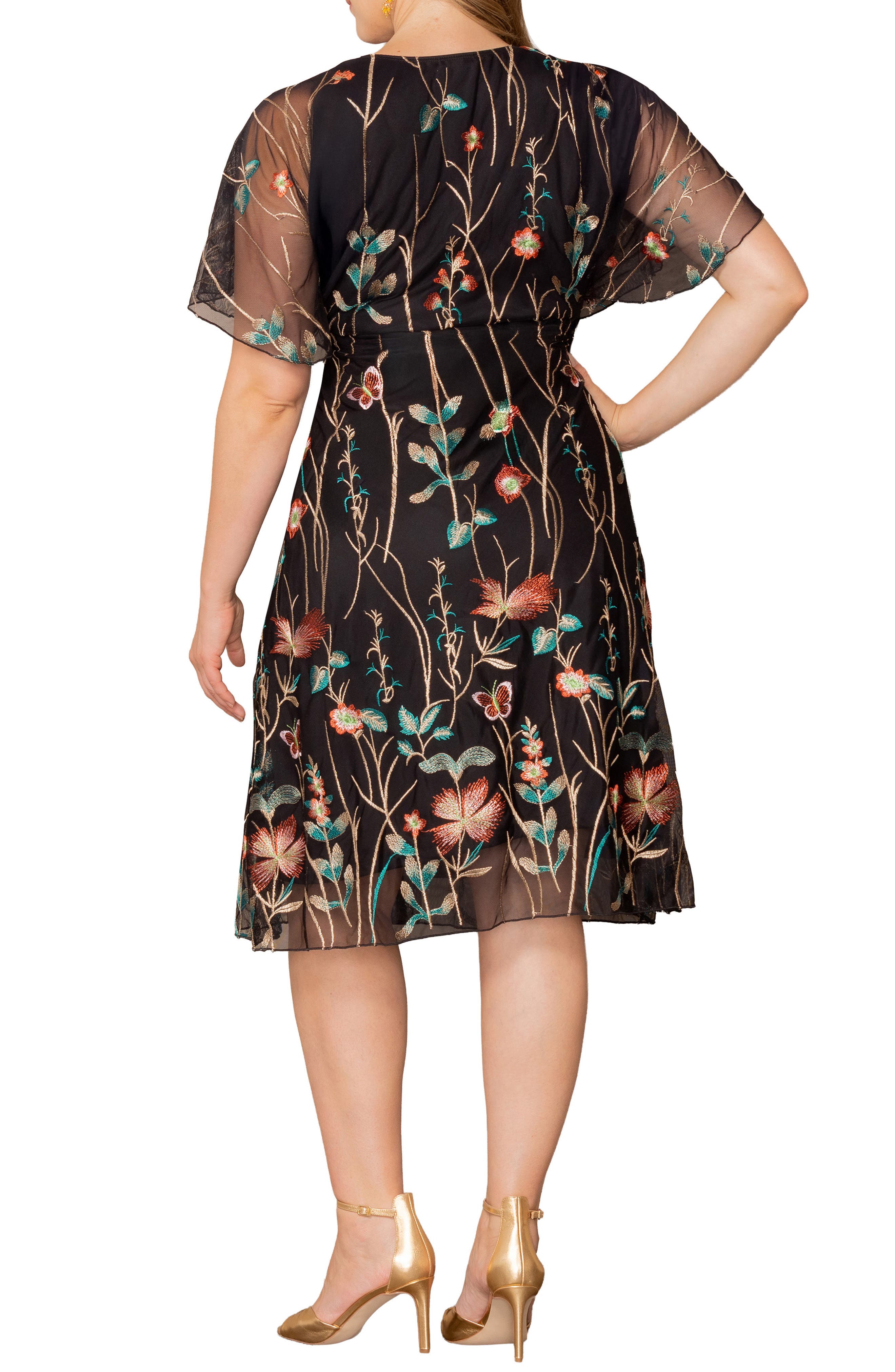 Sonnet Embroidered Midi Dress - image 2