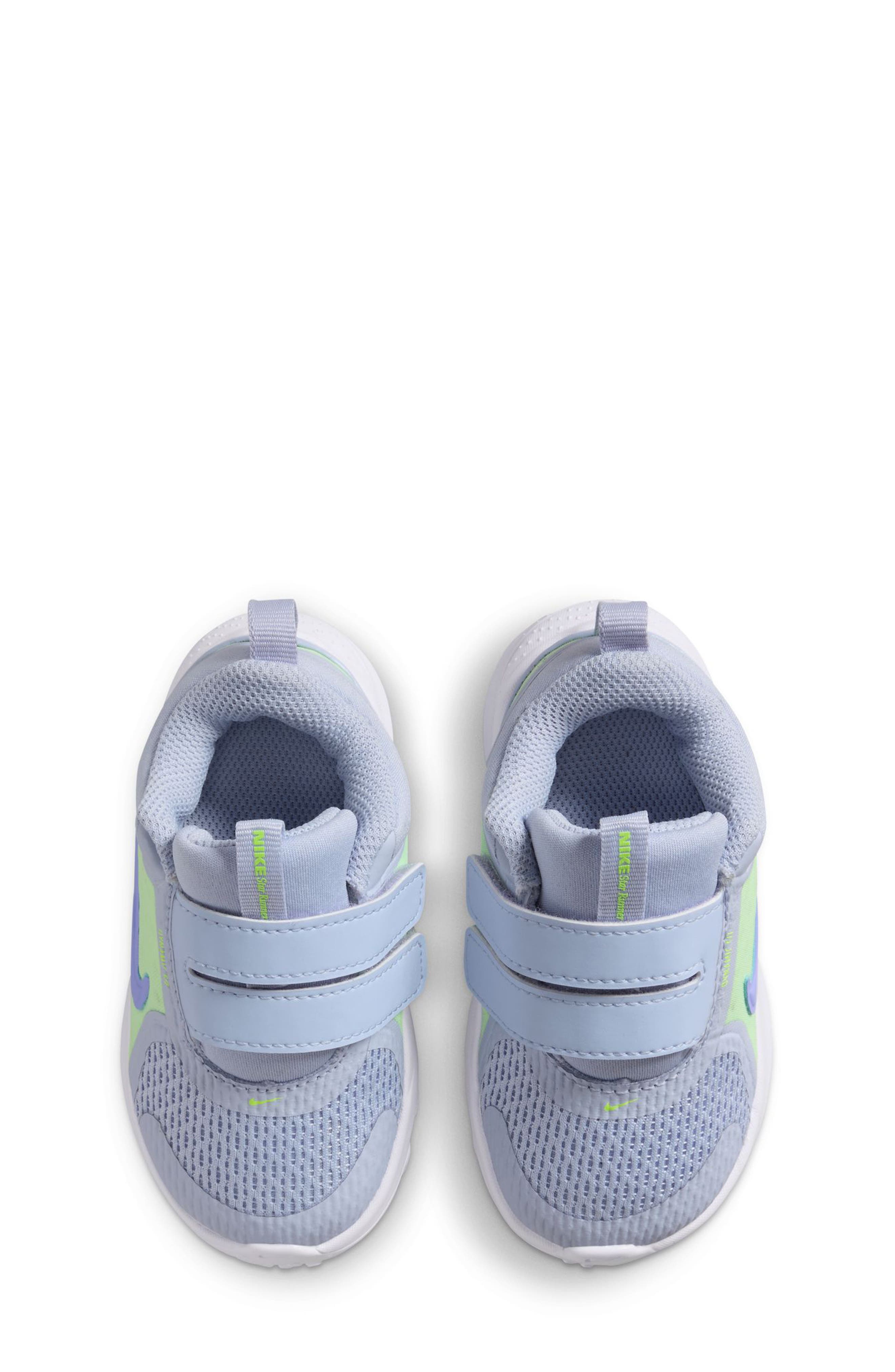 Nike Kids' Star Runner 5 Sneaker, Alternate, color, Ghost/ Light Thistle/ Volt