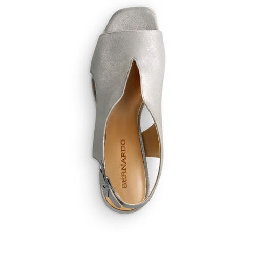 BERNARDO FOOTWEAR BERNARDO FOOTWEAR BEDFORD MID HEEL SANDAL