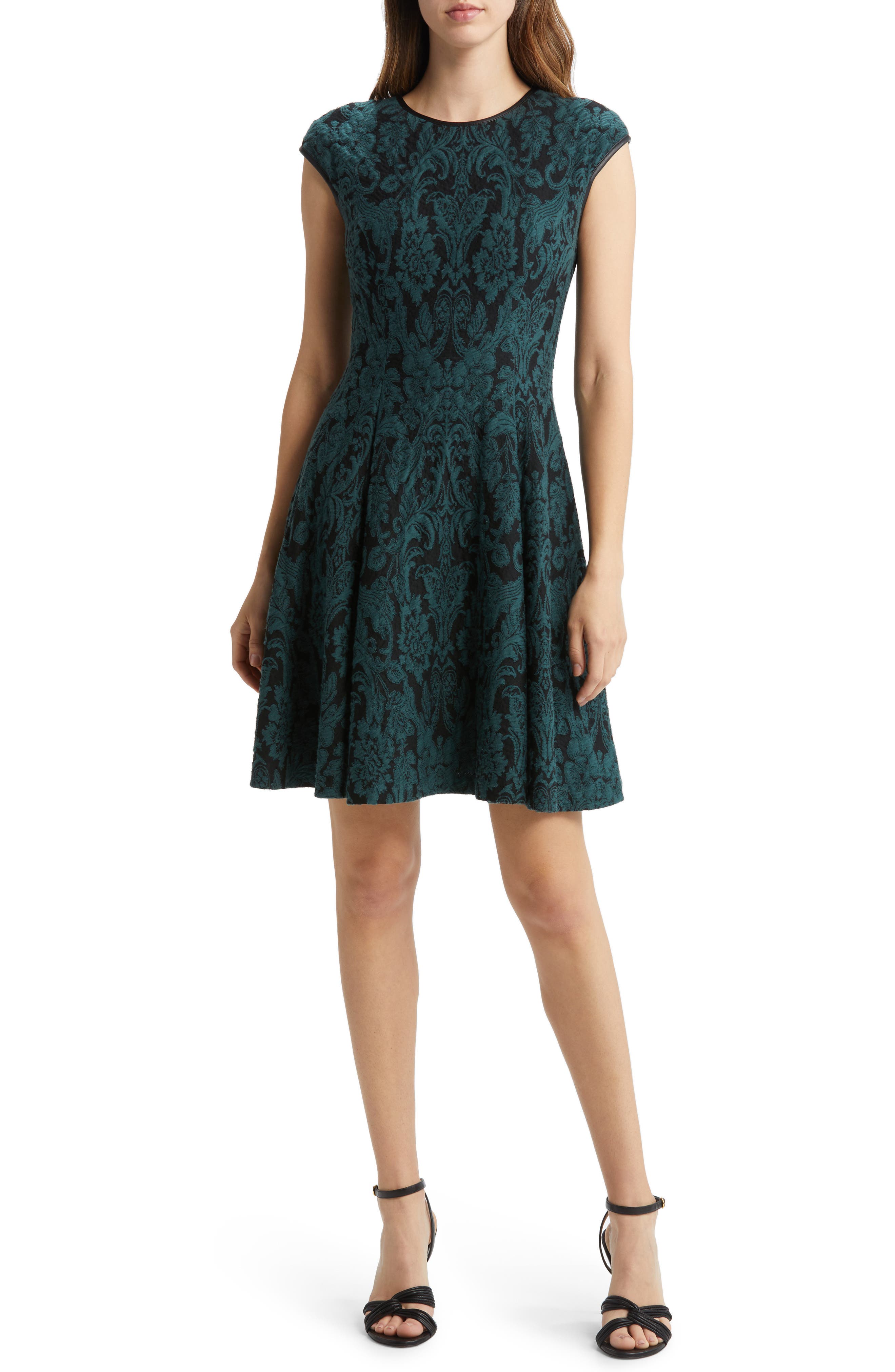 Vince Camuto Abito Da Cocktail Donna In Jacquard Con Maniche Ad Aletta – Fit & Flare
