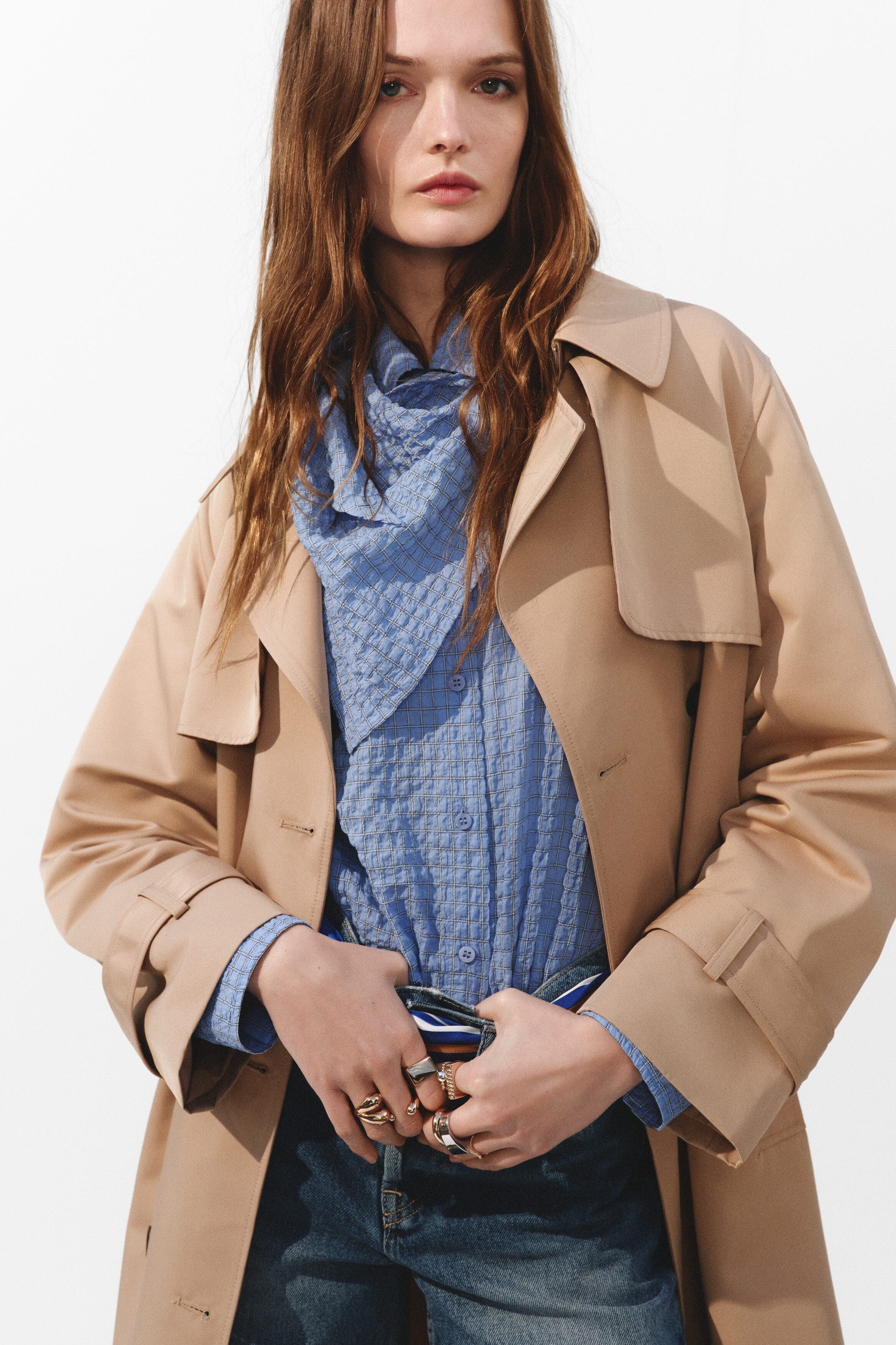 Seersucker shirt with scarf - image 3
