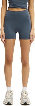 COTTON ON BODY Women's Active Ultra Soft Invisible Scrunch Shortie Short