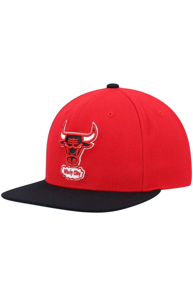 Mitchell & Ness Men's Mitchell & Ness Red/Black Chicago Bulls Hardwood Classics Team Two-Tone 2.0 Snapback Hat, Main, color, Red