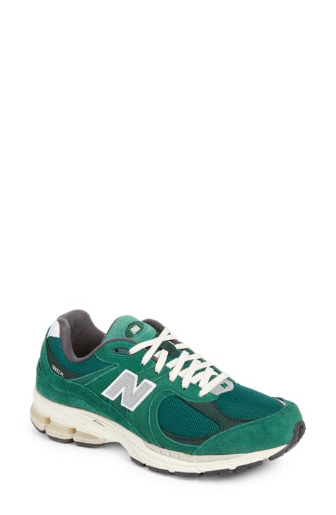 2002R Sneaker (Men)
