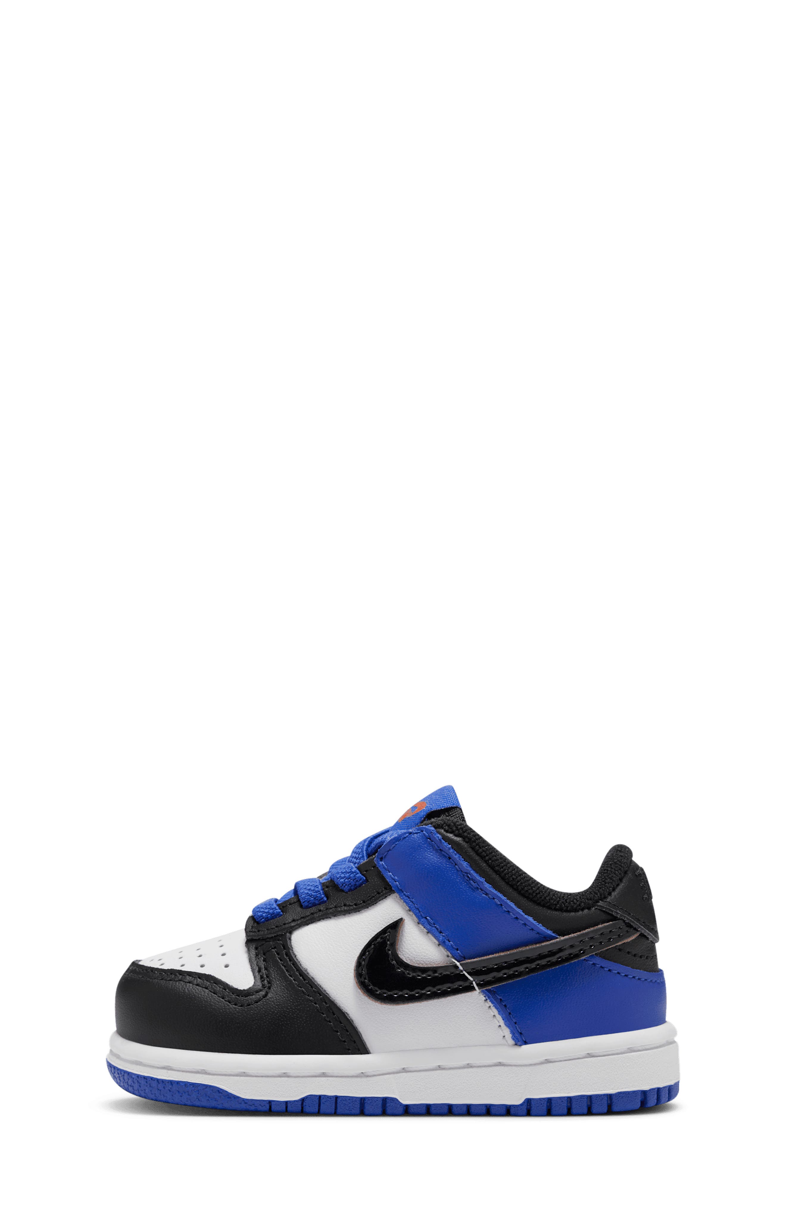 Nike Kids' Dunk Low Basketball Sneaker, Alternate, color, 