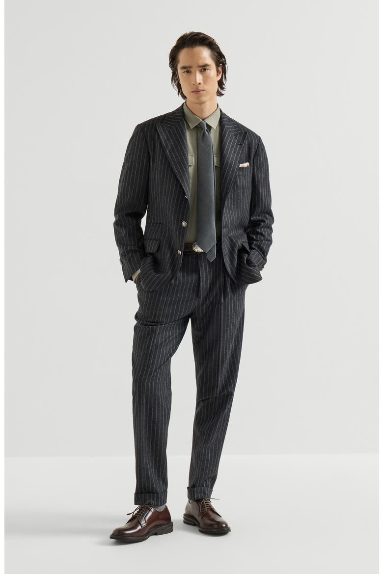 Garment-dyed shirt in cotton chevron with spread collar, epaulettes and chest pockets, Alternate, color, Military