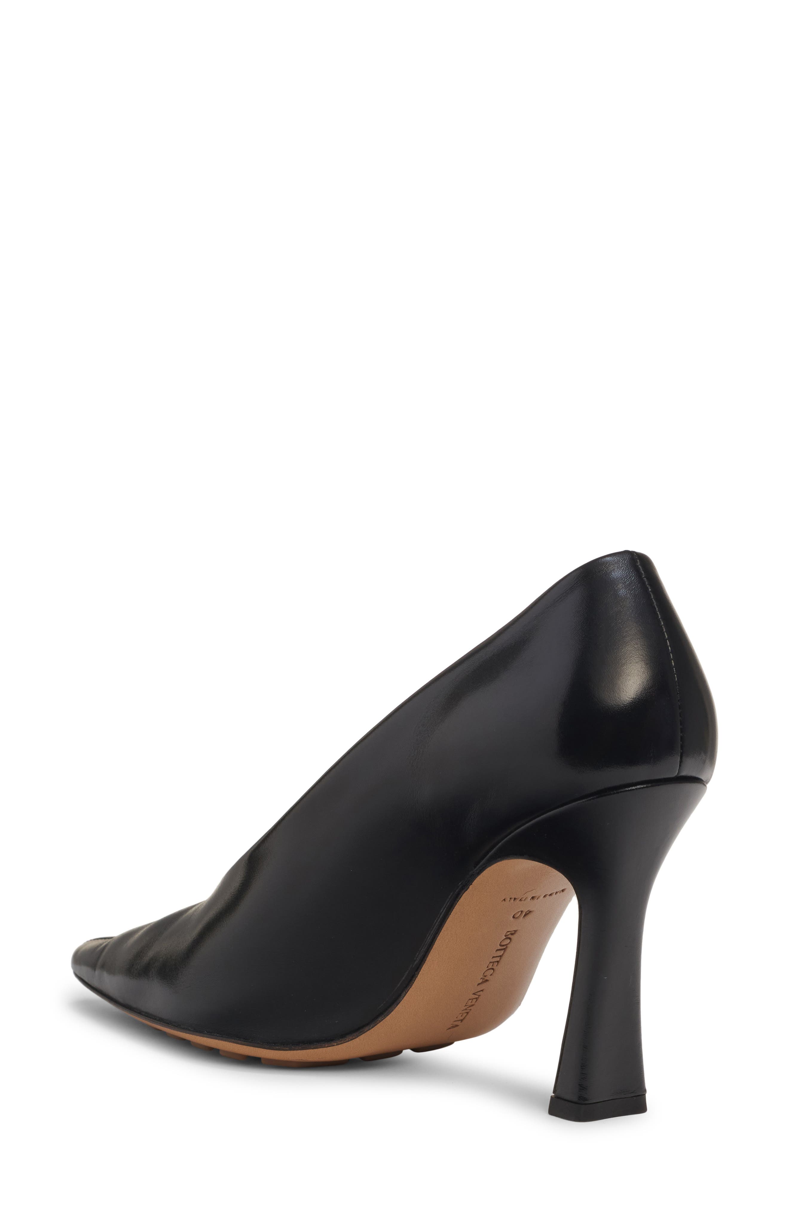 Bottega Veneta Cushion Pump, Alternate, color, 1000 Black