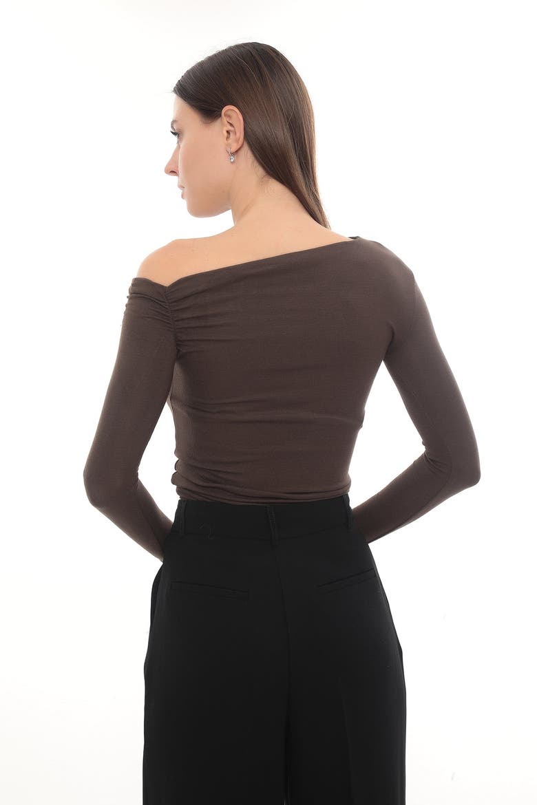 Lune Asymmetric Off-Shoulder Long Sleeve Stretch Top, Alternate, color, Brown