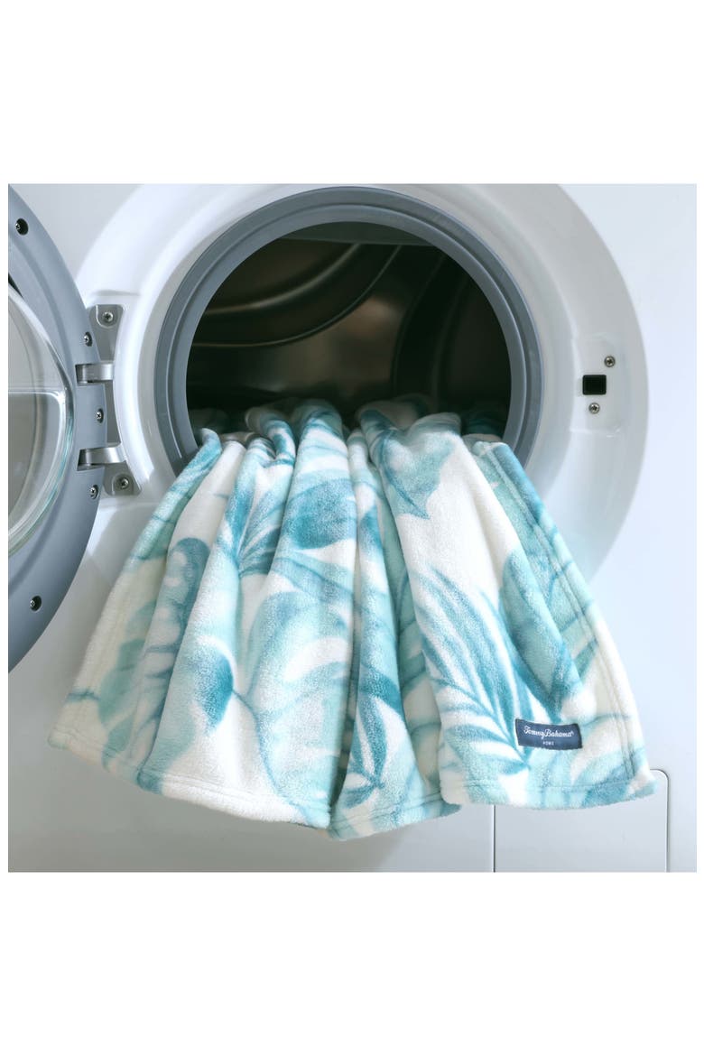 Waimea Bay Throw Blanket, Alternate, color, GREEN
