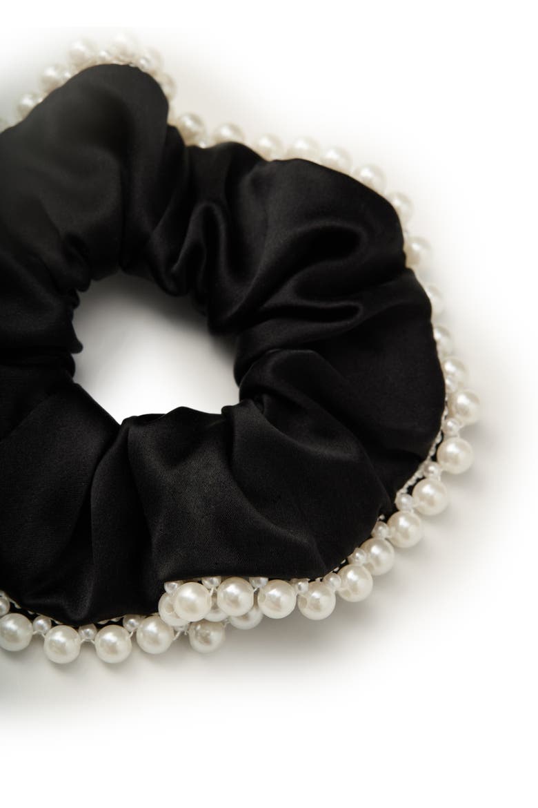 Pearl Glaze Silk Scrunchie, Alternate, color, Black Sugar