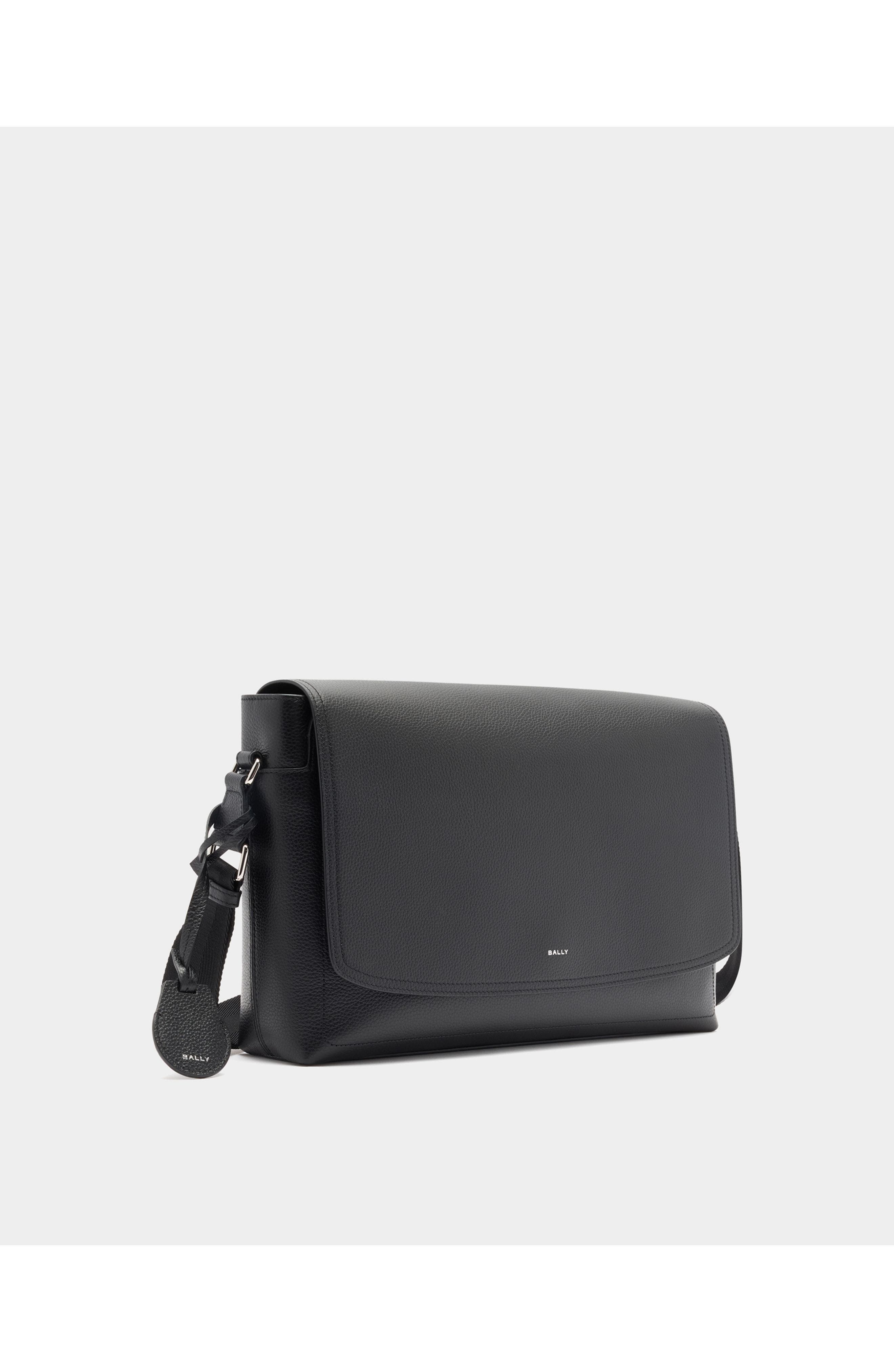 Bally Capitol Messenger Bag in Grained Leather, Alternate, color, 