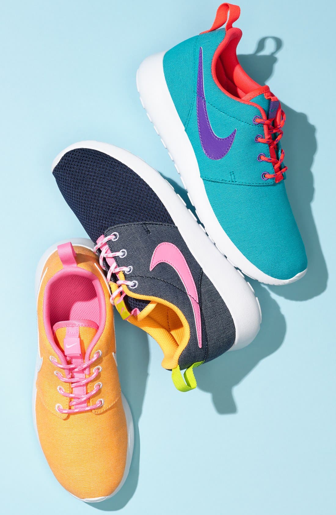 Nike 'Roshe Run' Athletic Shoe, Alternate, color, 