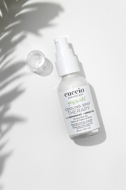 Cuccio Cooling Temple Spot Therapy In White