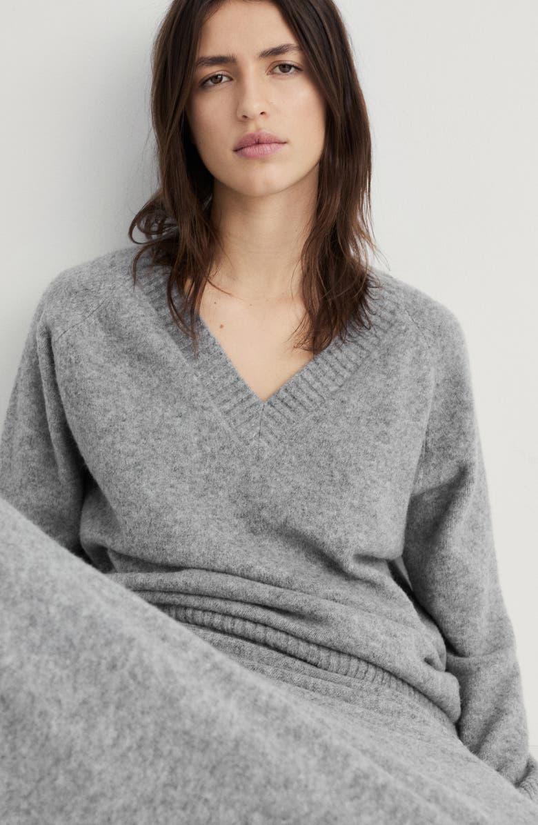 MANGO V-Neck Sweater, Alternate, color, Grey