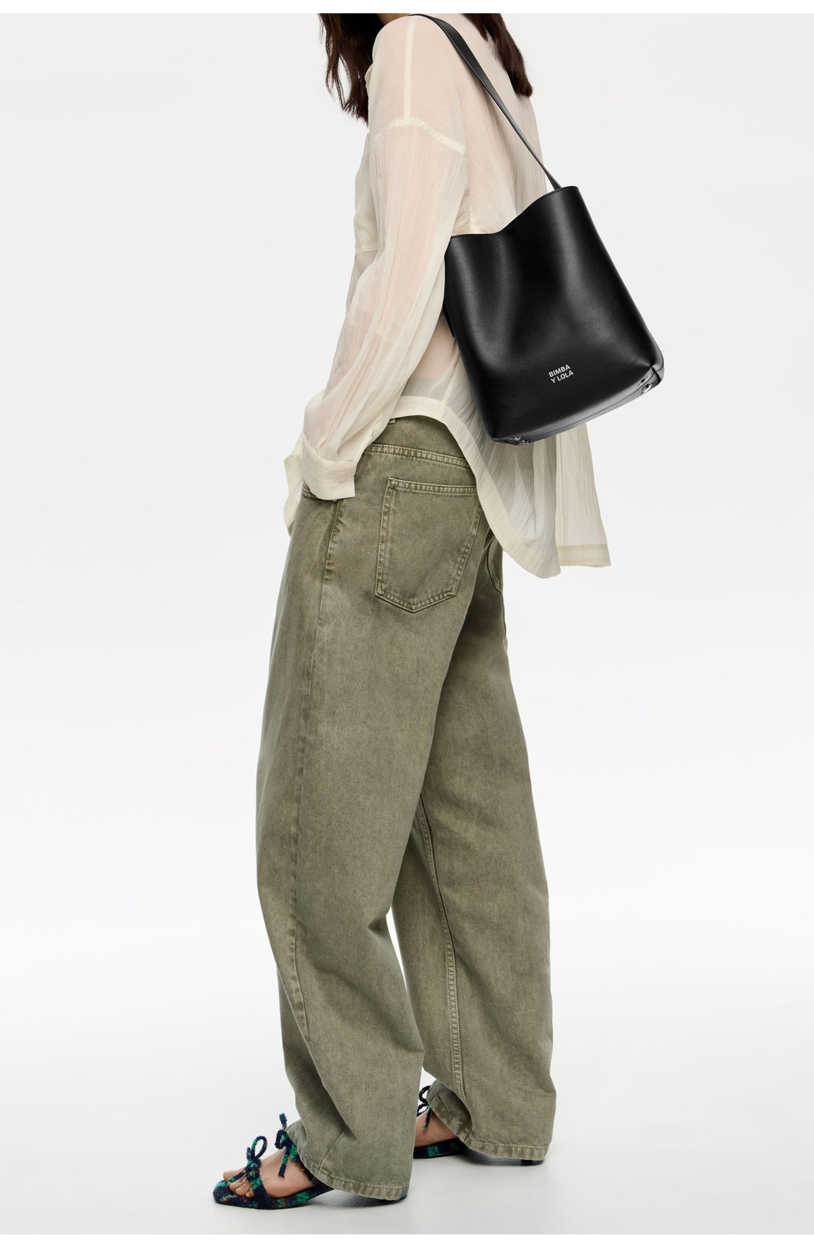 Bimba y Lola Medium Leather Carlino Bag, Alternate, color, Black