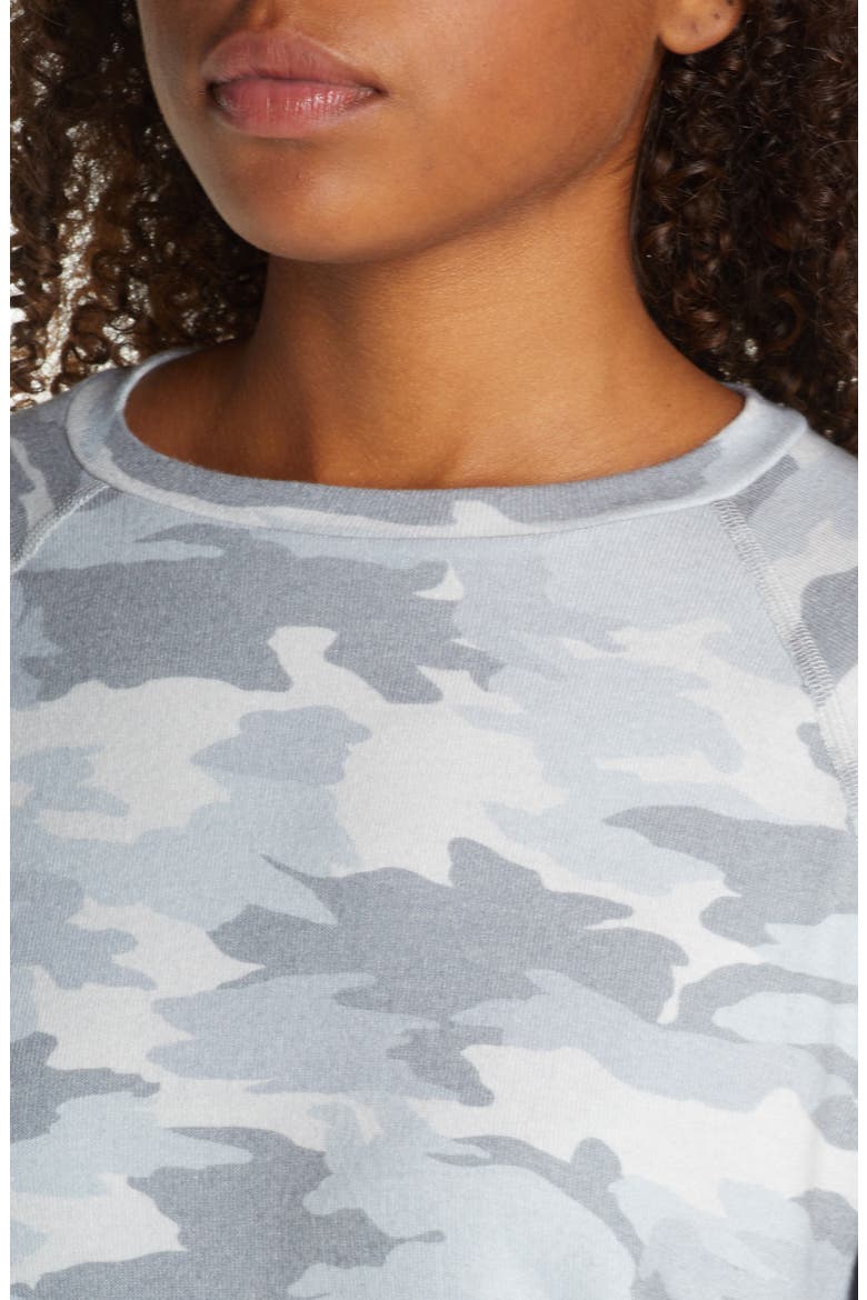 Hacci Raglan Pullover, Alternate, color, GRAY CAMO HEATHER