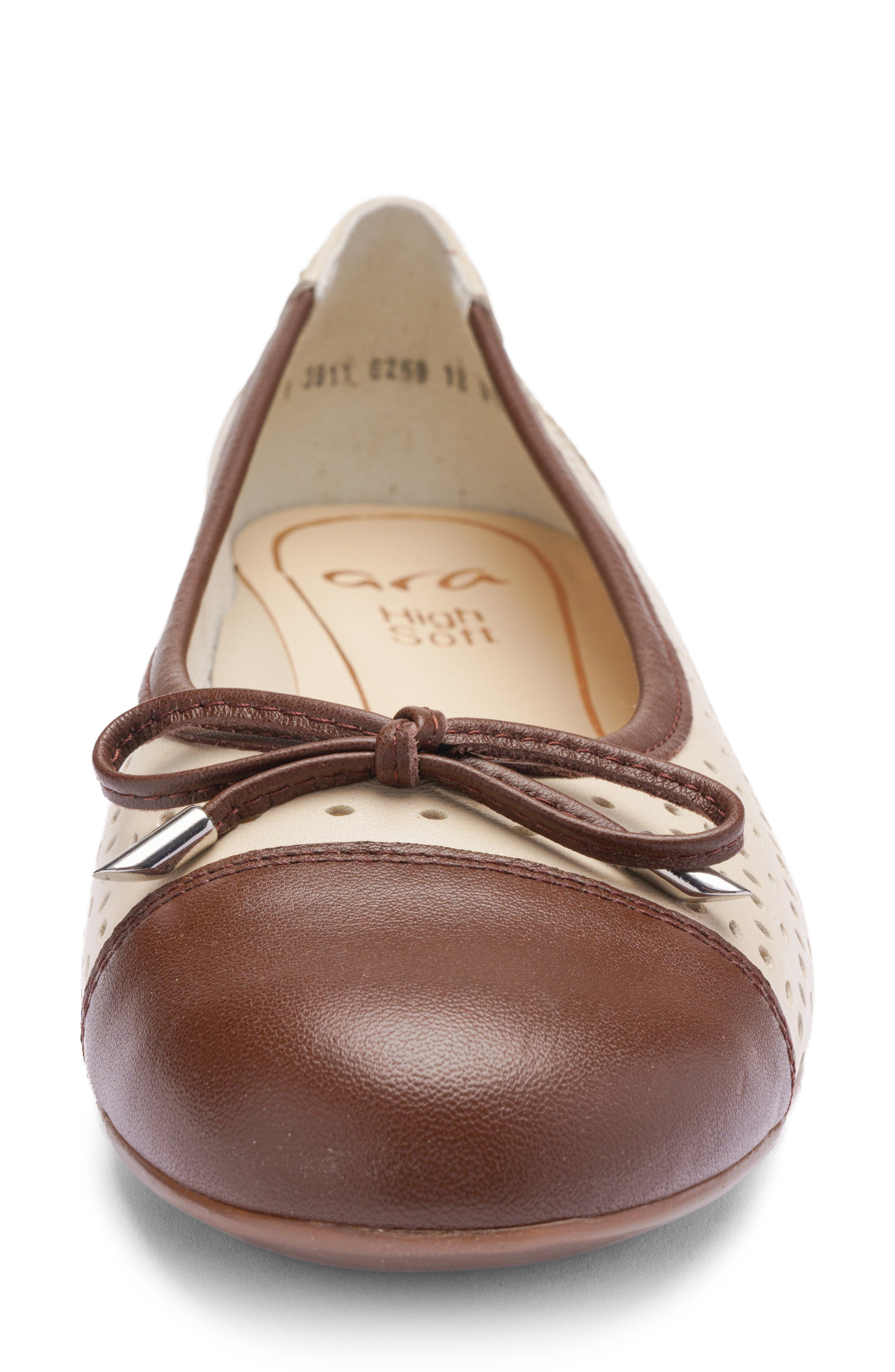 Sangria Cap Toe Flat, Alternate, color, MOCCA/ BEACH
