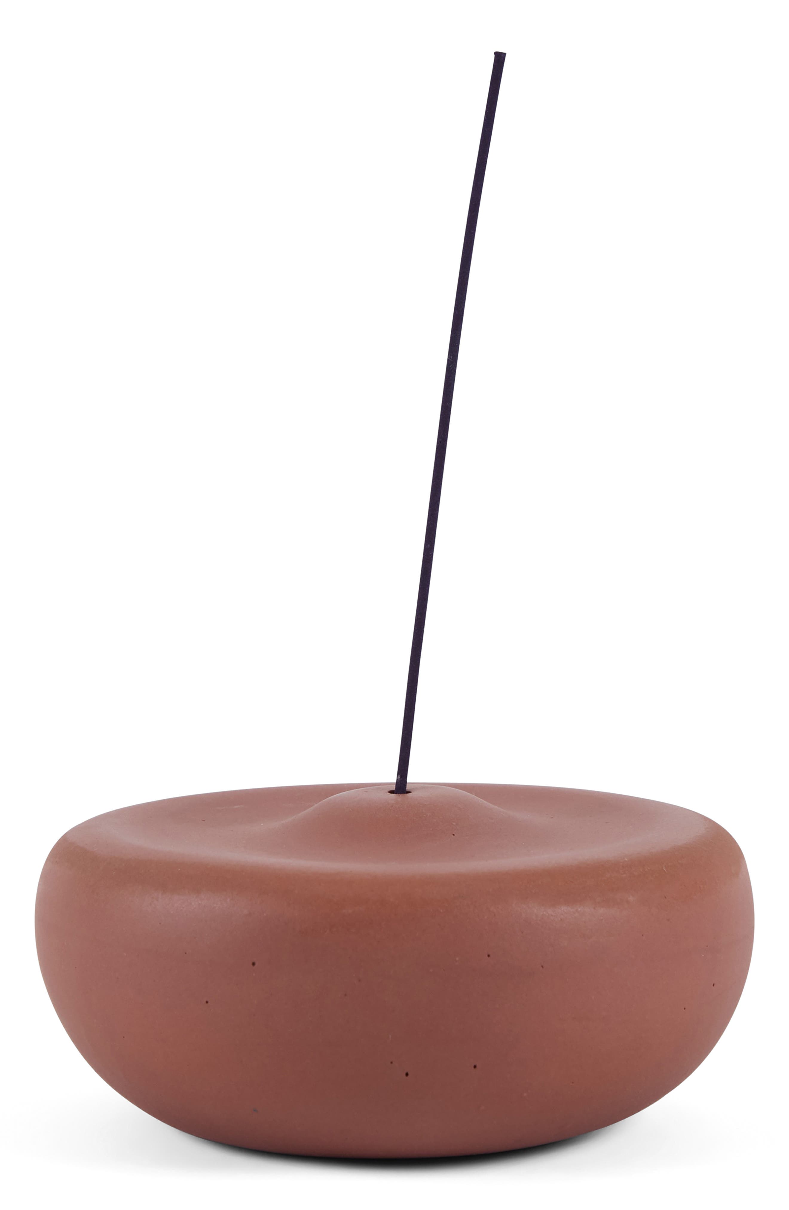 COMMUNE Ceramic Incense Holder in Brown 