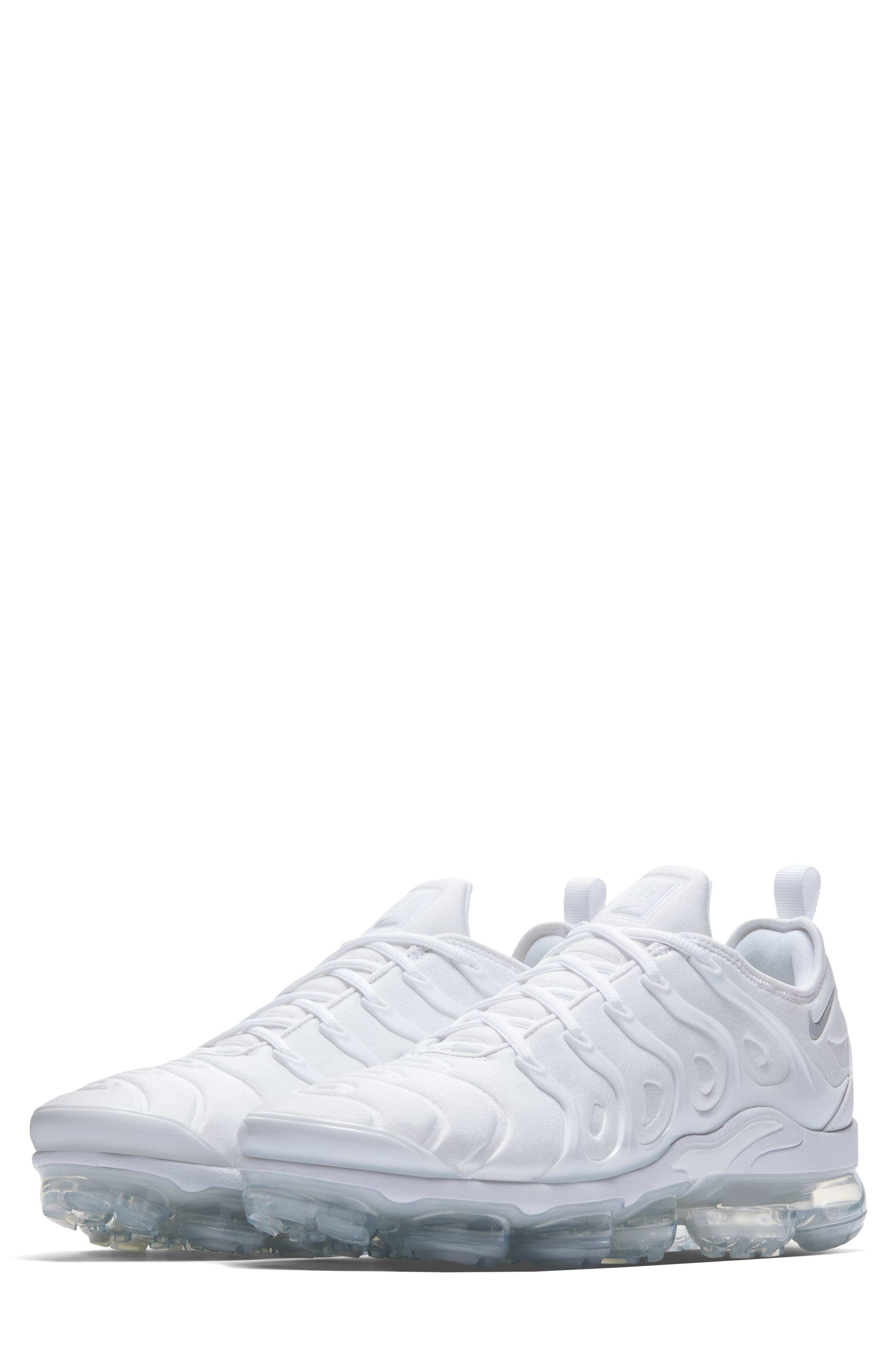 all white nike vapormax womens
