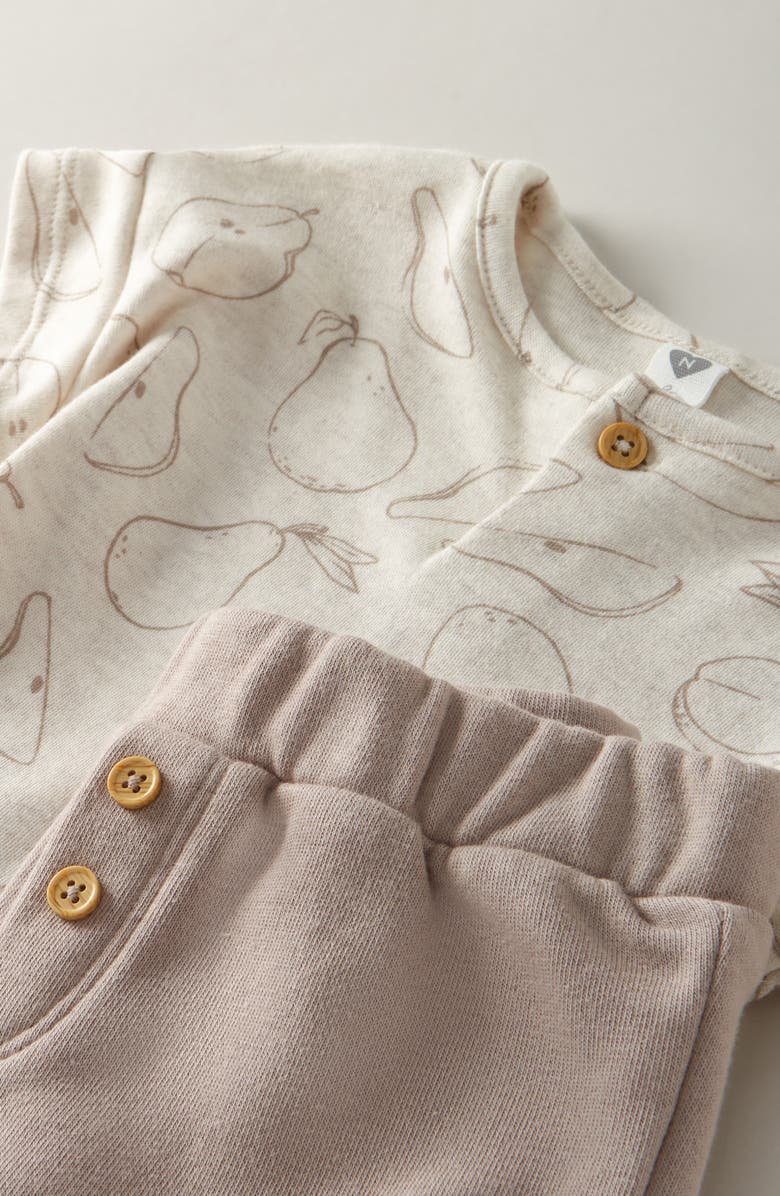 Nordstrom Print T-Shirt & Pants Set, Alternate, color, Beige O Light Heather Pears