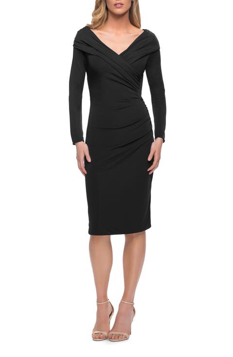 Long Sleeve Below the Knee Dress with V Neckline