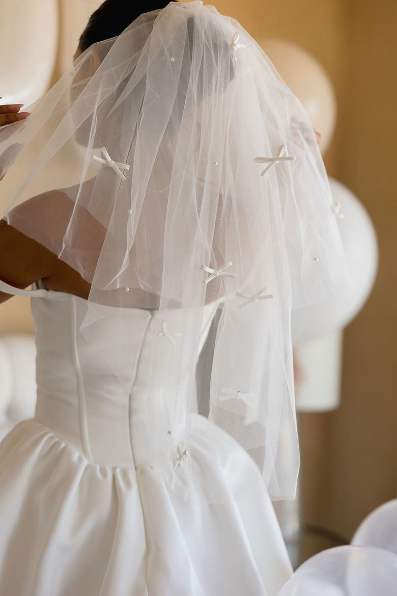 Last Toast Mini Veil, Alternate, color, Ivory