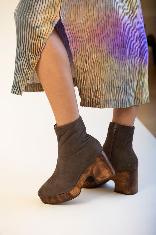 Huma Blanco Elianna Platform Clog Boot In Gray