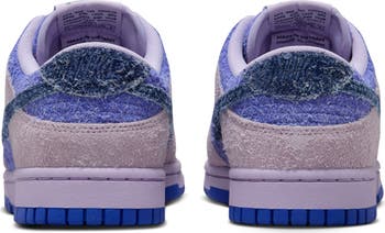 Dunk Low SE Basketball Sneaker