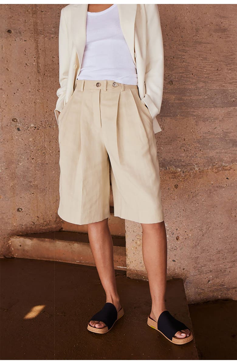 MESSAGE Shaw Slide, Alternate, color, Black