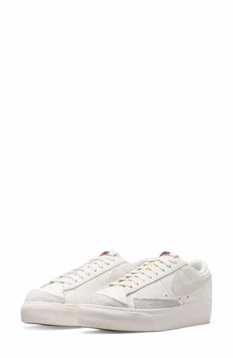 Nike Blazer Low Platform Sneaker
