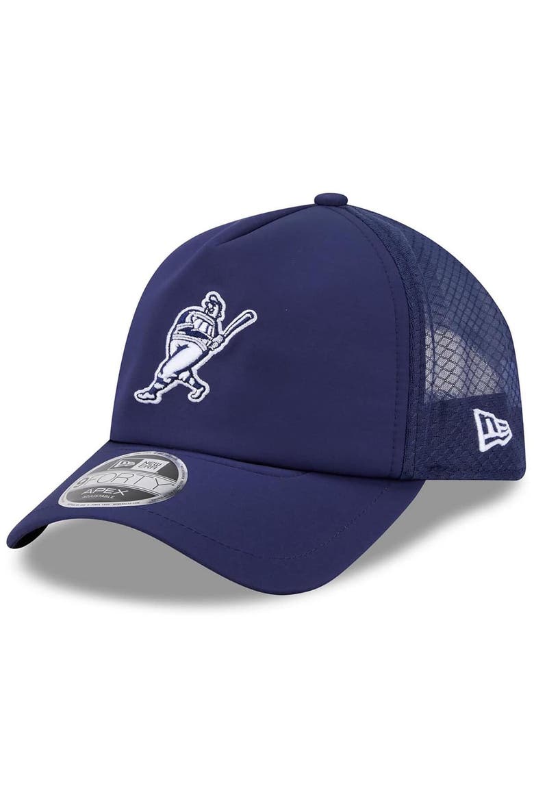 Men's New Era Navy Milwaukee Brewers 2026 Batting Practice Alternate Apex 9FORTY Adjustable Hat, Main, color, Navy
