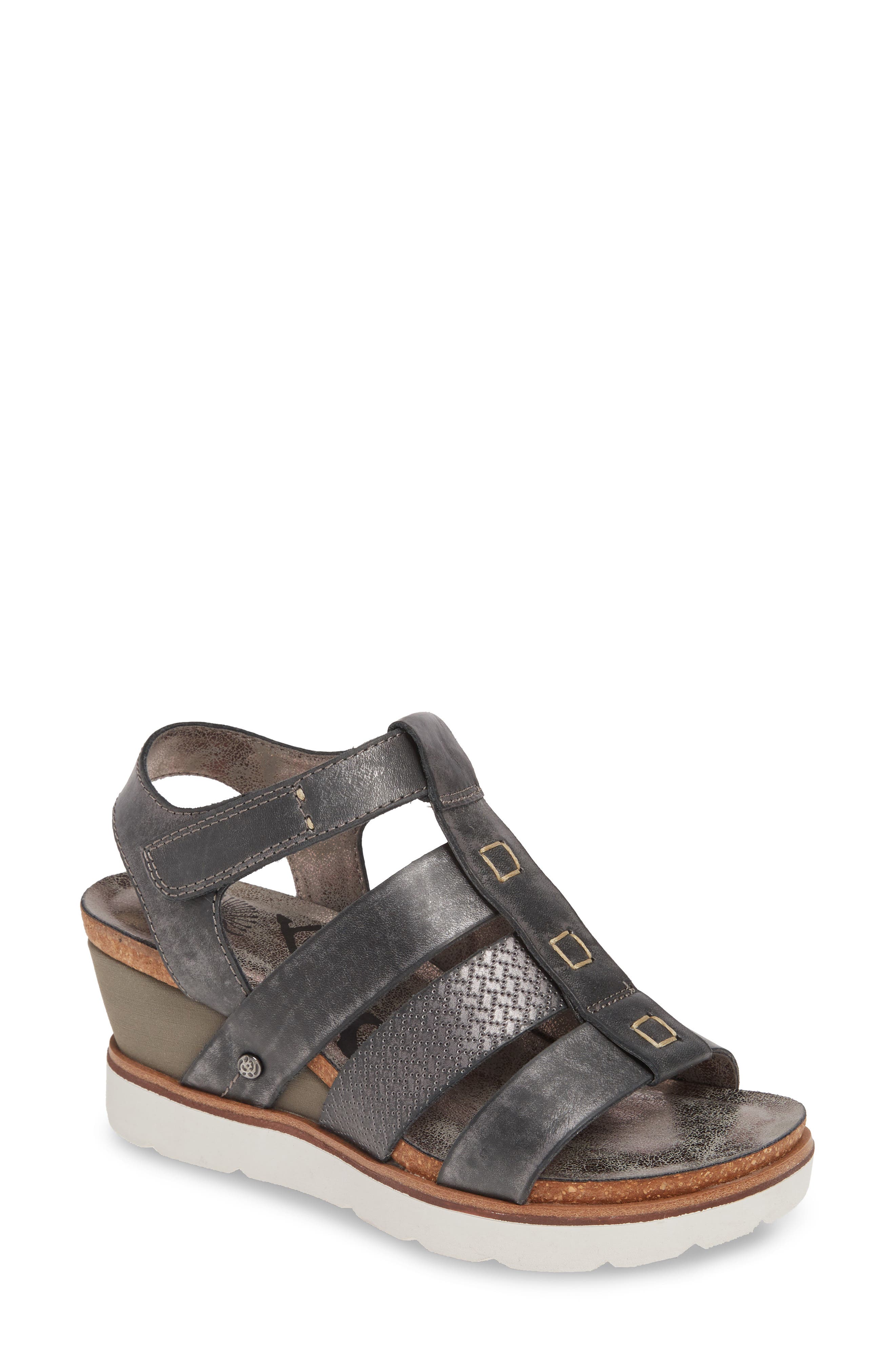 OTBT New Moon Wedge Sandal, Main, color, 